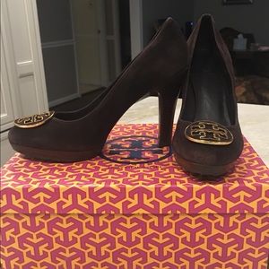 Tory Burch Suede Betty Pump - 7-1/2